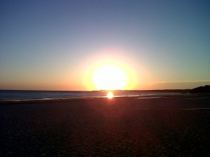 para relajarse nada mejor que una espectacular puesta de sol, esta en concreto la contemplé en Cádiz